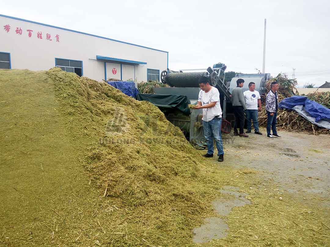 大型秸稈粉碎機(jī)